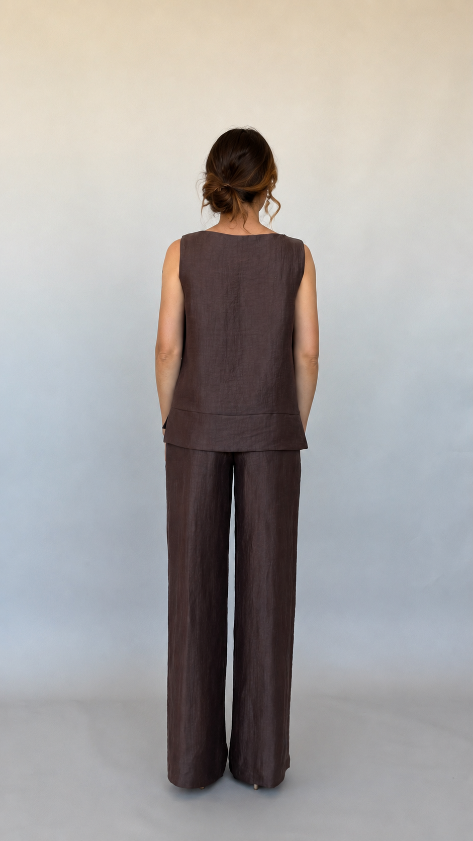 TOP IN LINO ELIA