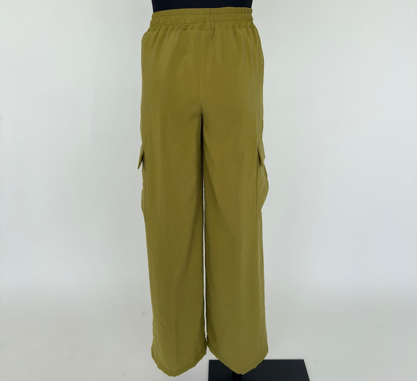 PANTALONE A PALAZZO CON TASCHE EFFETTO CUPRO DANIEL