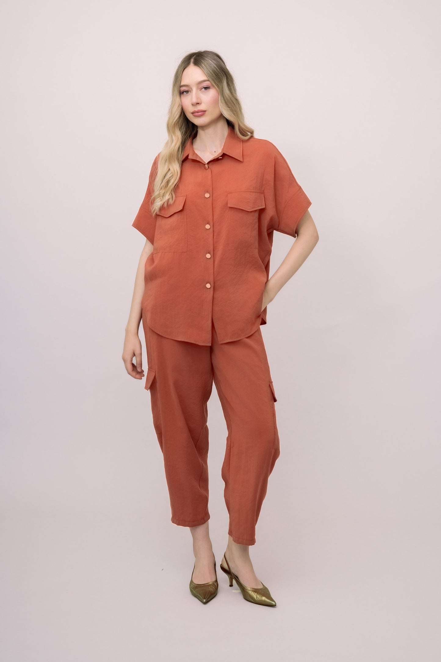 PANTALONE A CAROTA EFFETTO CUPRO IVAN