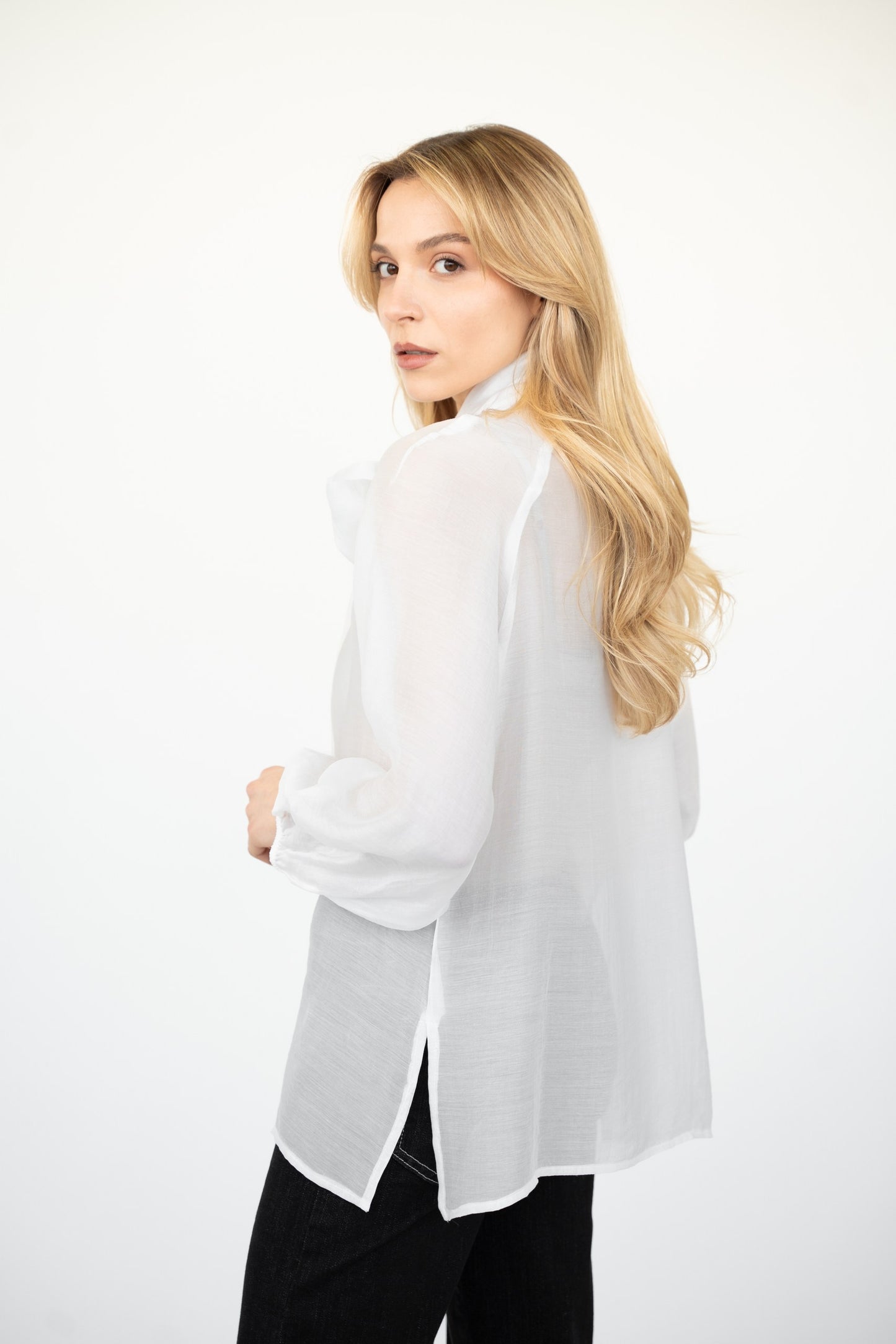 CAMICIA CON FIOCCO
