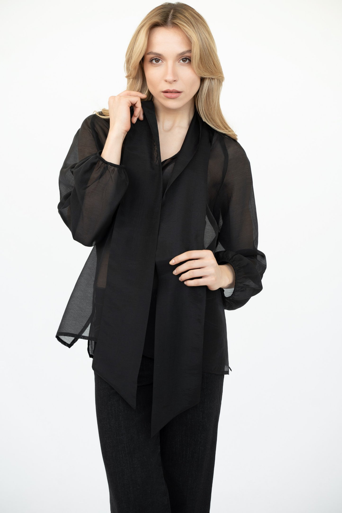 CAMICIA CON FIOCCO