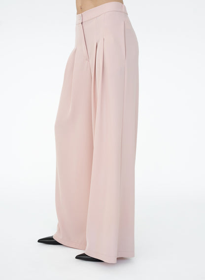 PANTALONE AMPIO CON PINCES
