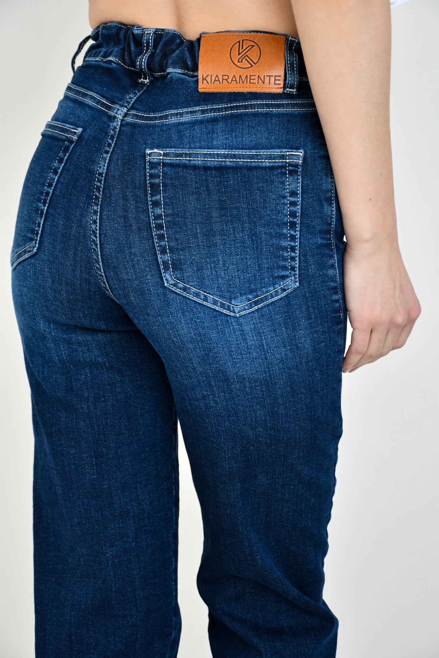 JEANS A CAROTA COMO