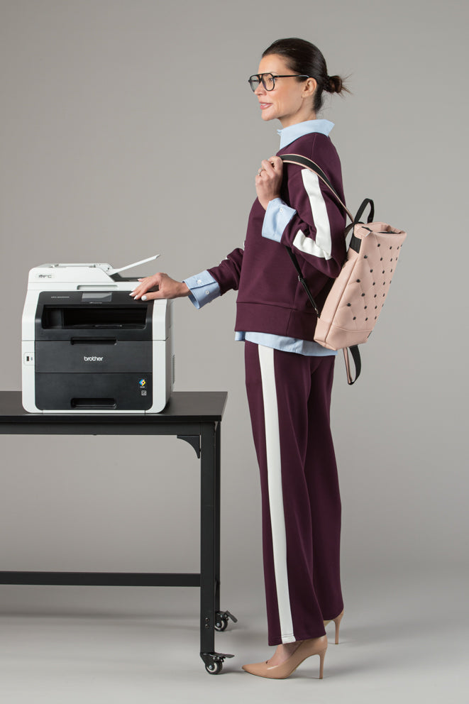 TUTA IN MODAL CON BANDA