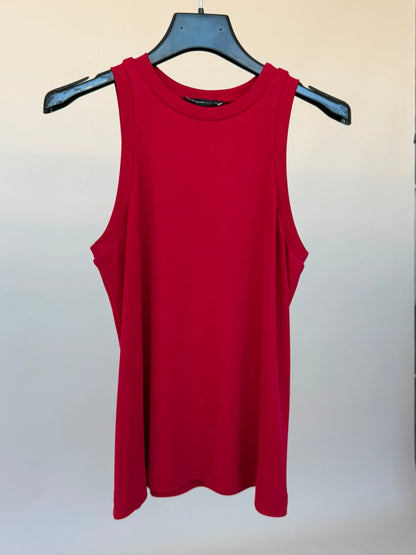 TOP CON SCOLLO ALL'AMERICANA